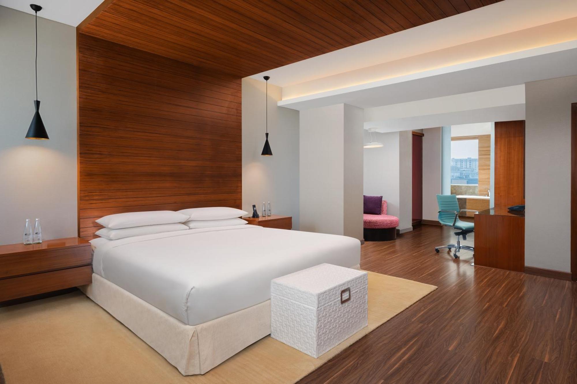 Aloft Bengaluru Outer Ring Road Hotel Exterior photo